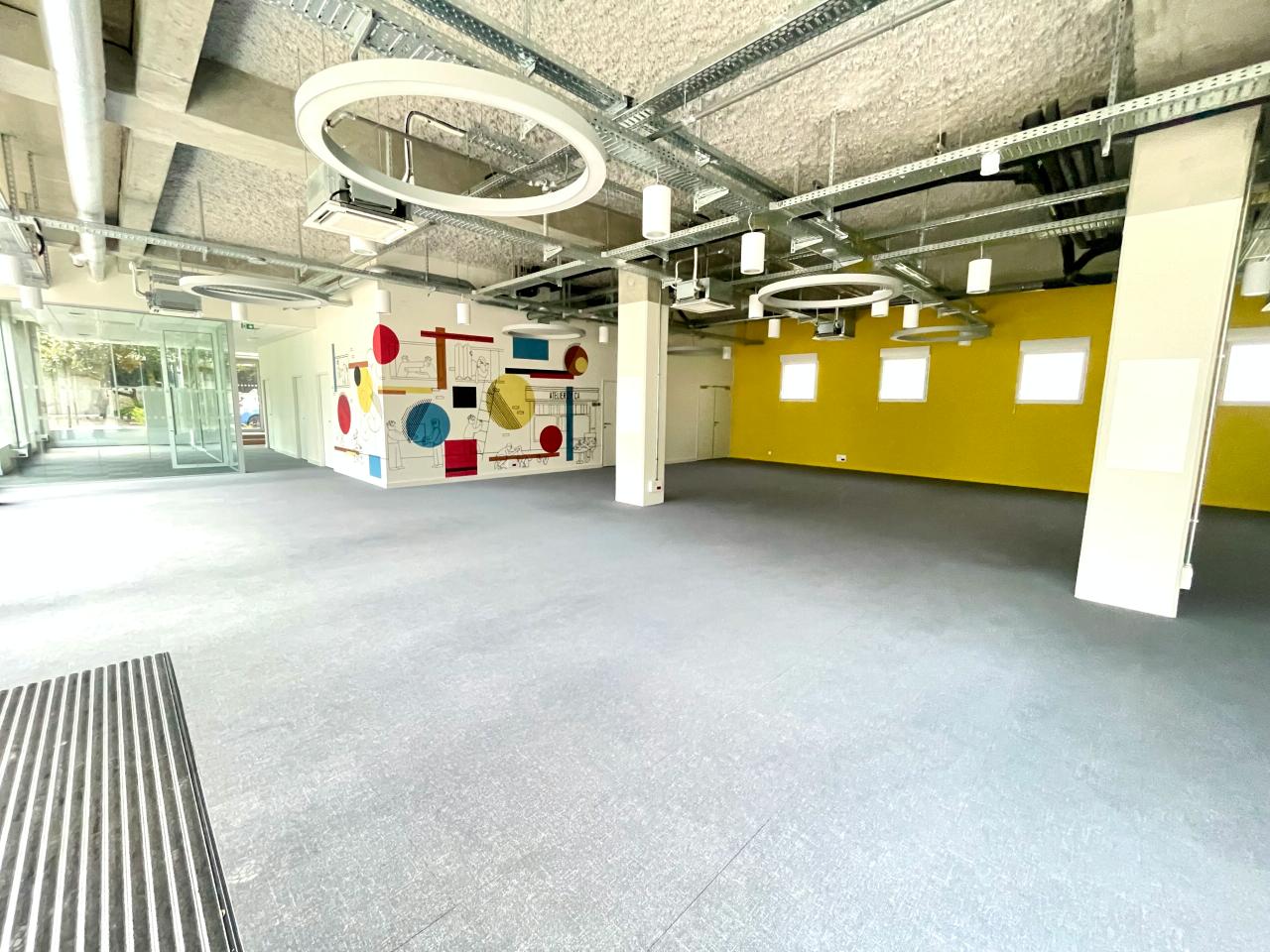 Bureau Nantes 323m² Location bureau Nantes Loire-Atlantique OLBUR2533371 0